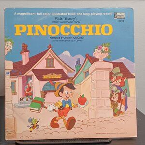 Walt Disney - Pinocchio - Includes 11 Page Illustrated book - Circa 1969
